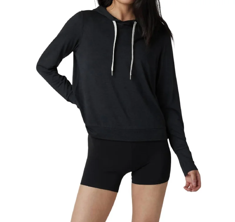 Halo Essential Hoodie In Black Heather