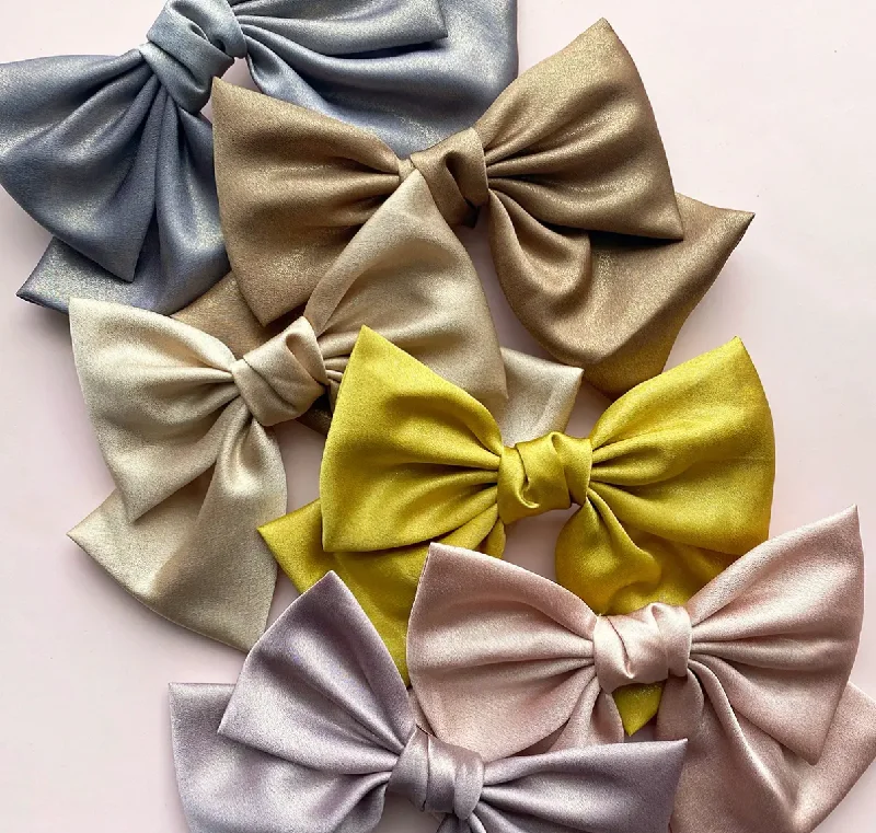 Glitter Bow with Spring Clip