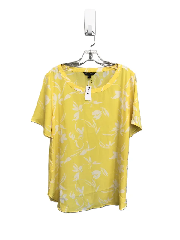 White & Yellow Top Short Sleeve By Banana Republic, Size: L